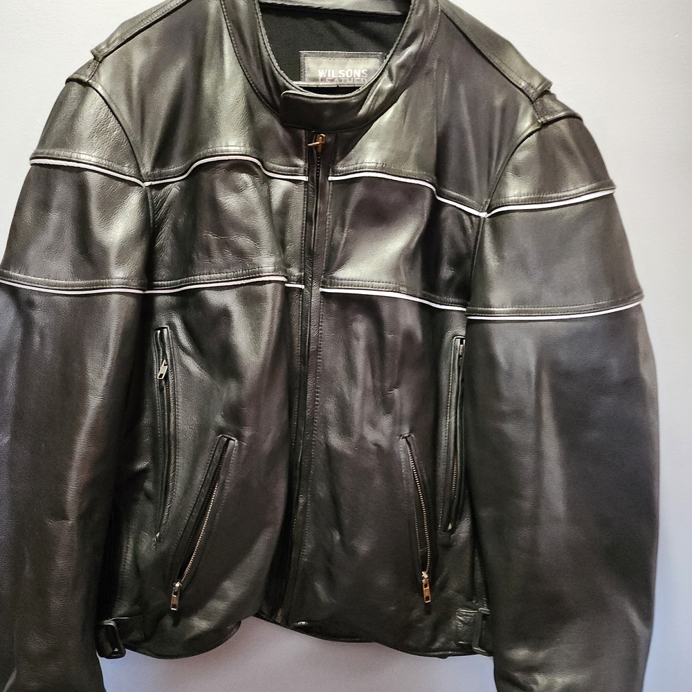 Wilsons Leather Men's Black Leather Paneled Bomber Jacket